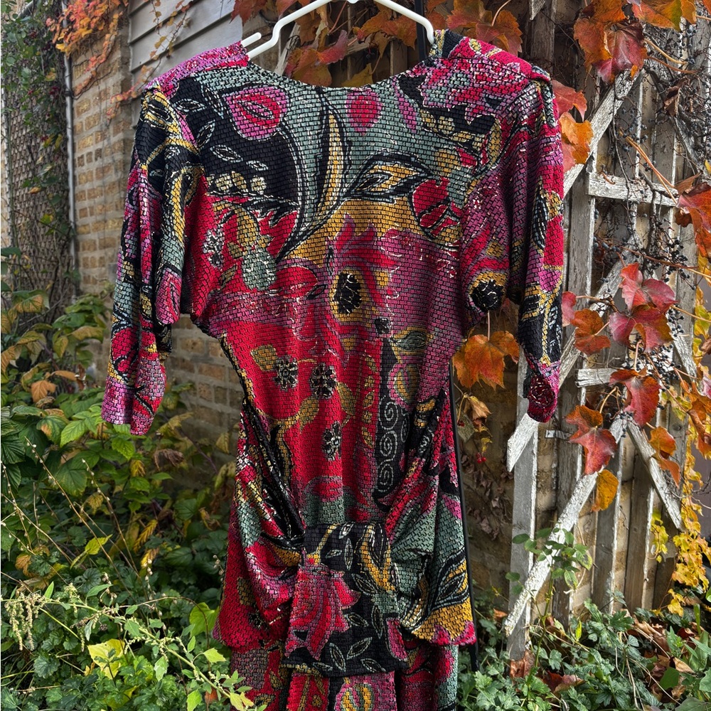 Vintage Janine Metallic Floral Mini Dress ✨ - Picture 2 of 9